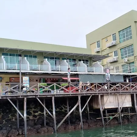 Sipadan Inn Service Apartments Semporna Exterior photo