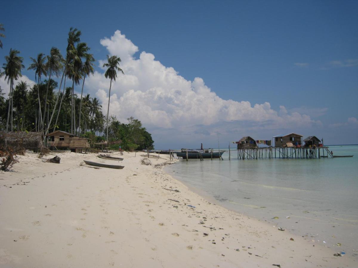 Sipadan Service *
